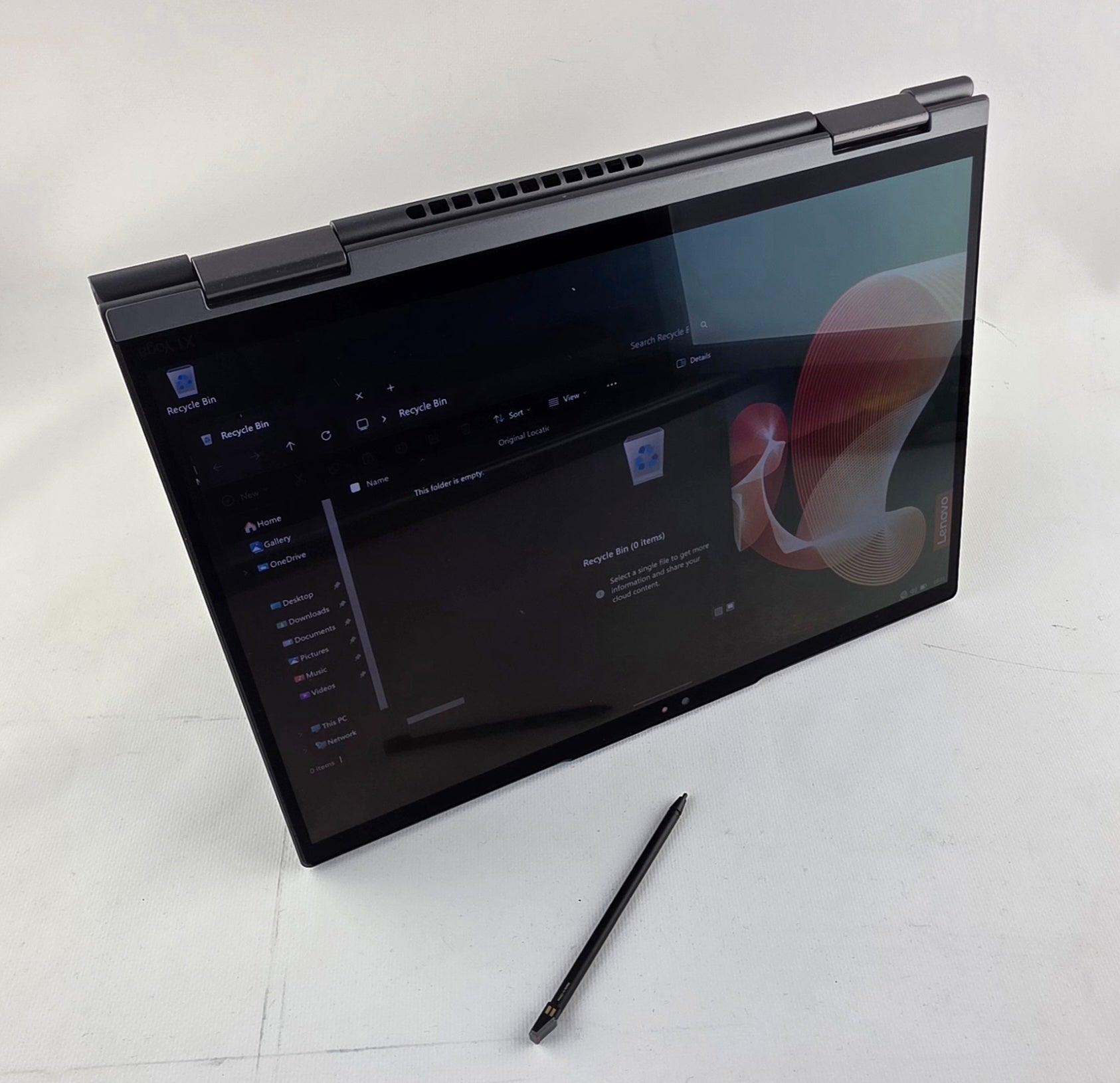 Lenovo ThinkPad X1 Yoga Gen 7 – Intel Core i7-1270P, 32GB RAM, 1TB SSD