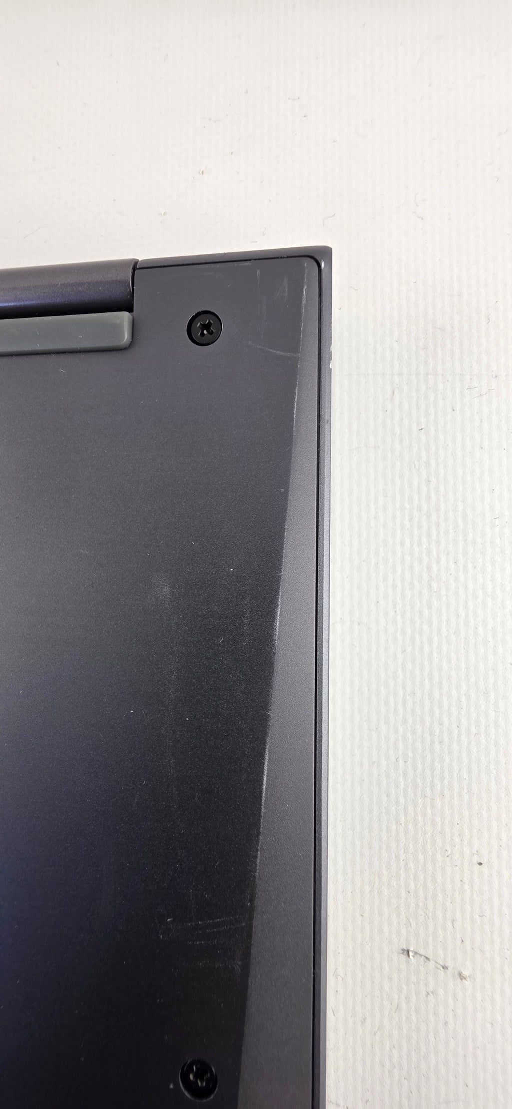 Lenovo ThinkPad X1 Yoga Gen 7 – Intel Core i7-1270P, 32GB RAM, 1TB SSD