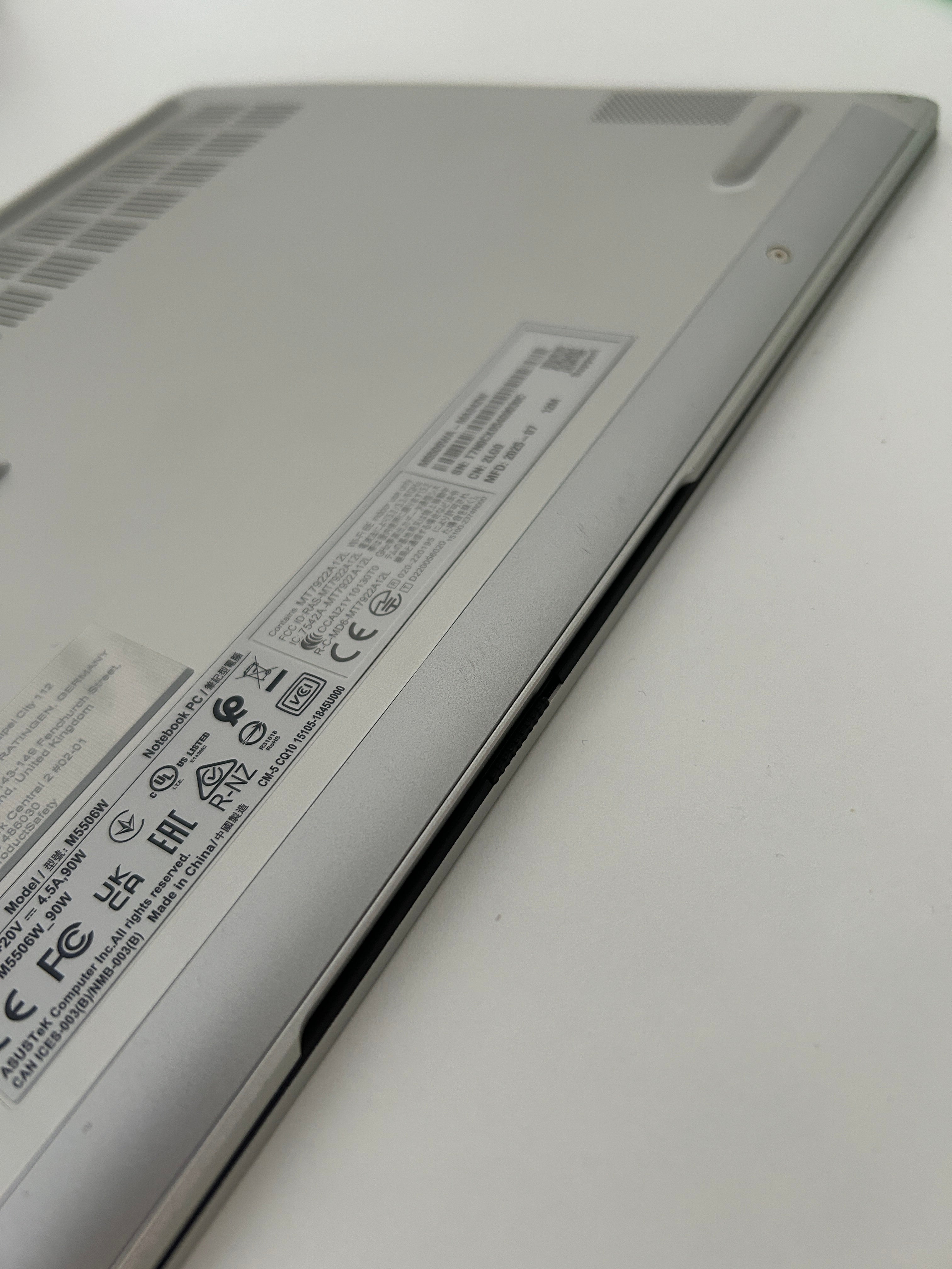 ASUS Vivobook S 15 OLED – Ryzen AI 9 365, 32GB RAM, 1TB SSD
